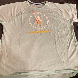 2022 NYC Marathon finisher tee